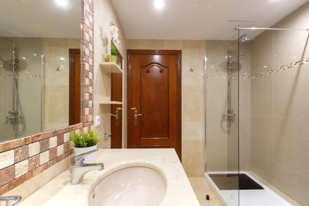 Riviera Park 2B, Central 2 Bed Puerto del Carmen  Exterior foto